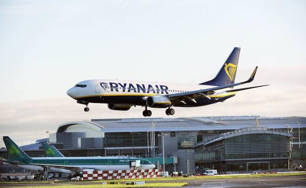 Ryanair vive una nueva huelga europea con 86 vuelos cancelados en España