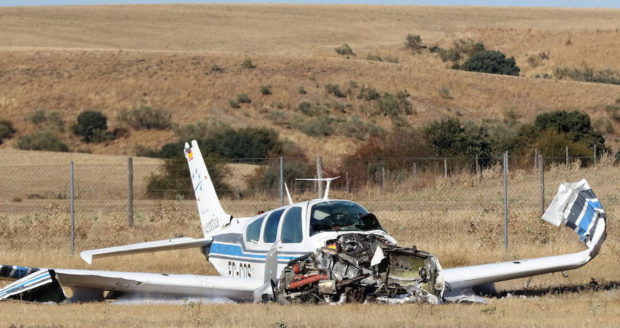 Salen milagrosamente ilesos tras estrellarse su avioneta en Fuentemilanos