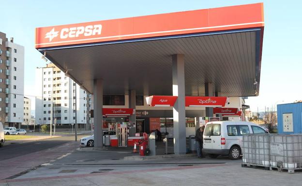 Cepsa aplaza 'sine die' su regreso a la Bolsa por el «deterioro» del mercado