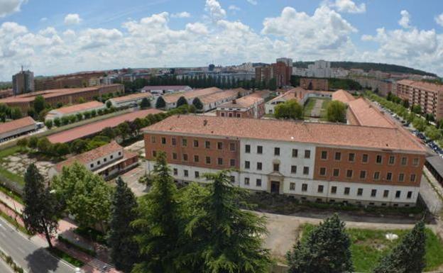 Defensa anuncia que ha recibido dos ofertas por el Parque de Artillería