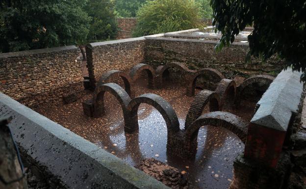 El temporal provoca en Ronda daños en los Baños Árabes