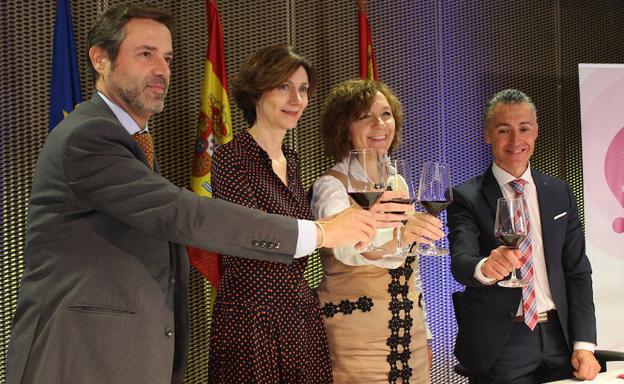 Turismo y Acevin colaborarán en la difusión de las Rutas del Vino de España