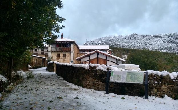 La nieve se retira, el temporal persiste