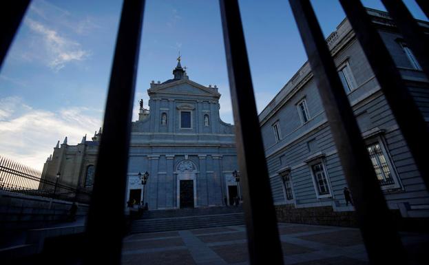 El Vaticano no se opondrá al traslado de los restos de Franco pero pide que se busque «una solución»