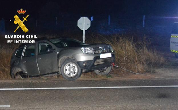 La Guardia Civil investiga a un conductor que provocó un accidente y dio positivo en alcoholemia