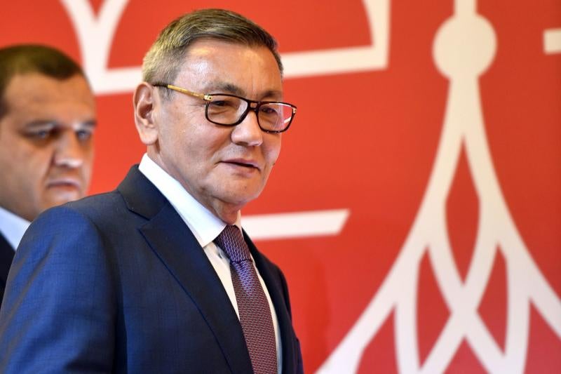 La AIBA elige a Rakhimov como presidente y desafía al COI