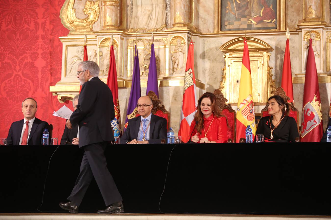 Homenaje a los procuradores de Castilla y León