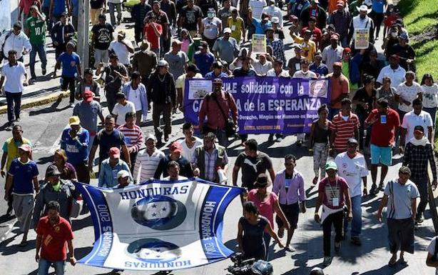 La caravana de migrantes acampa en Ciudad de México