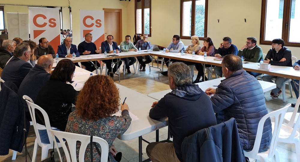 Políticos de Cs expresan su «preocupación por el abandono del mundo rural» de la Diputación