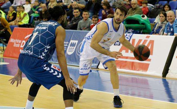 Un Corbacho en estado de gracia sentencia al San Pablo