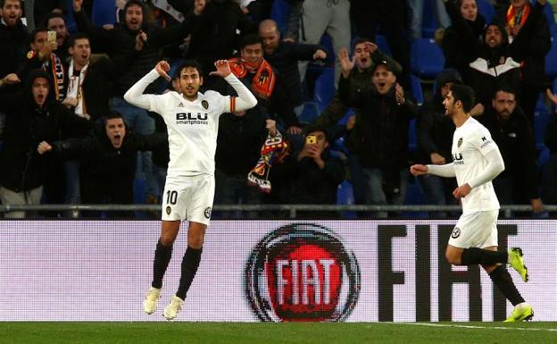 El Valencia resurge en Getafe con un gol de Parejo de penalti