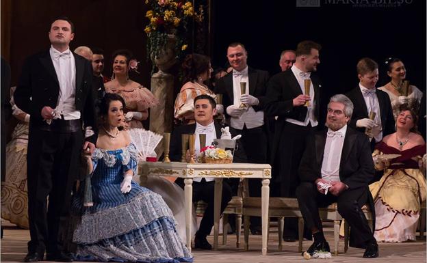 El Teatro de la Ópera Nacional de Moldavia presenta 'La Traviata'