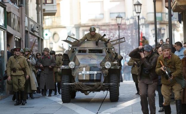 Tropas nazis y soviéticas reviven en las calles de Zamora la Batalla de Stalingrado