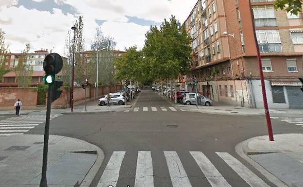 Un conductor triplica la tasa de alcohol tras quedarse dormido en un semáforo en Valladolid