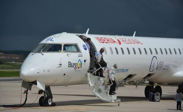 El Aeropuerto de Burgos se libra de la huelga de Air Nostrum y los vuelos a Barcelona no se cancelan