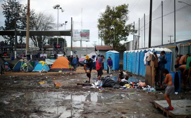 La llegada de 9.000 migrantes más colapsa la ciudad de Tijuana