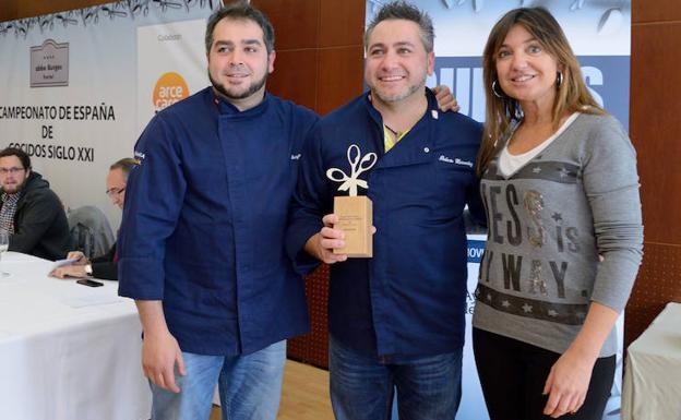 La casa de comidas Latasia gana el campeonato de cocidos del 'Burgos entre cucharas'