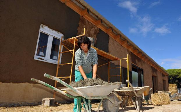 La brecha salarial de género vuelve a aumentar en Castilla y León