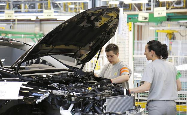 Medio millón para prácticas no laborales de jóvenes titulados en las plantas de Renault