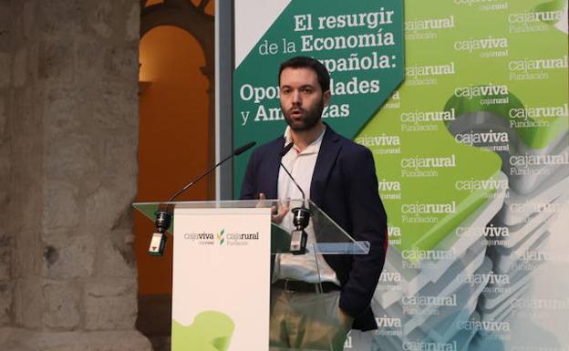 Rallo asegura que «los políticos no han hecho nada para incrementar el potencial de la economía española»