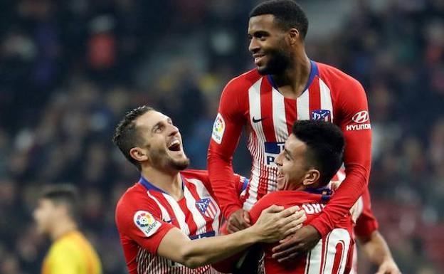 Un Atlético titular para golear al Sant Andreu