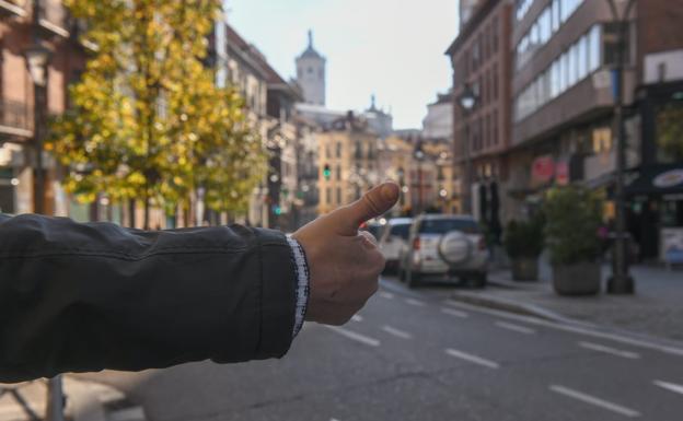 Si haces autostop puedes ser sancionado con 100 euros...