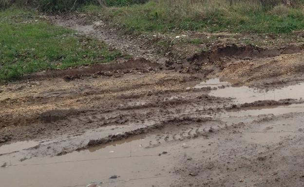 Siete pueblos del Alfoz elaboran un informe con los daños que las obras del AVE han causado en sus municipios