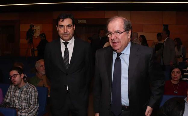 Herrera ensalza la trayectoria de Juan José Laborda, un político que «siempre tiende puentes»