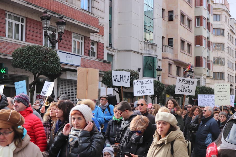 3.000 personas salen a la calle en Burgos para defender la Atención Primaria
