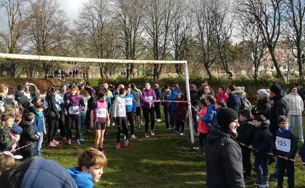 Juan Ruiz gana la 24 NaviMarcha, la carrera solidaria de Maristas