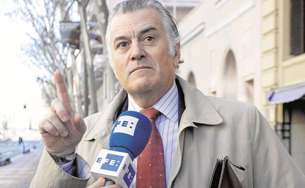 Bárcenas confirma que su chófer trasladó papeles de la 'caja B' del PP