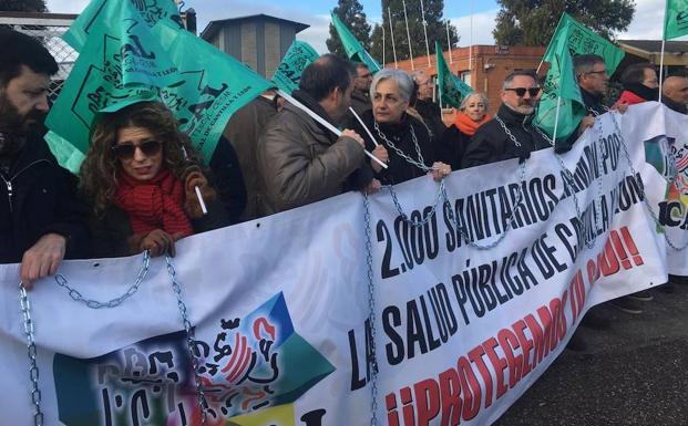 Sanidad cierra el año con cuatro frentes abiertos contra el «deterioro» asistencial