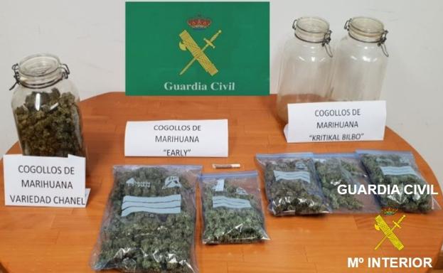 Detenido tras ser sorprendido transportando medio kilo de marihuana