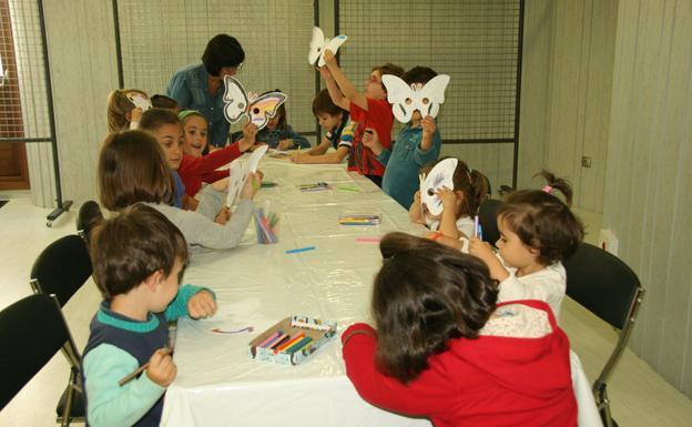 El Museo de Burgos programa un taller de manualidades para niños durante la Navidad