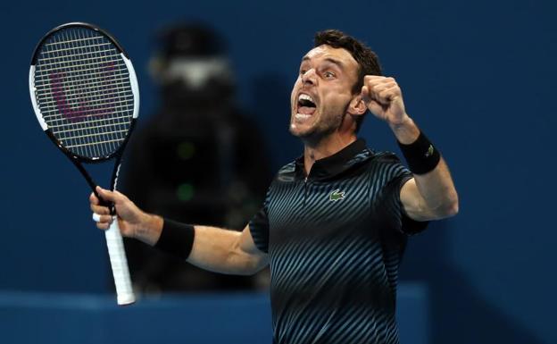 Bautista derroca a Djokovic en Doha