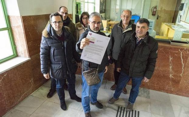 La Plataforma Soria Ya! manda un billete de tren a Ábalos para compruebe la precariedad del servicio