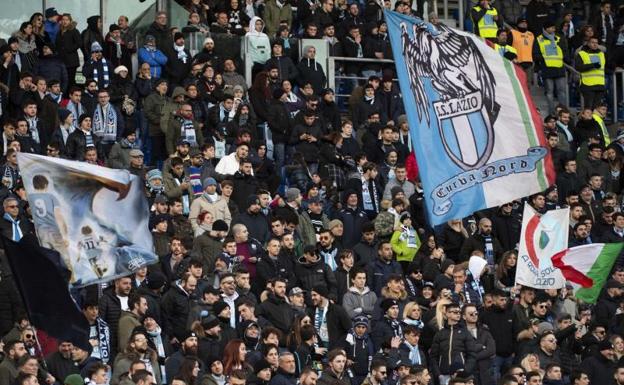 Hinchas de la Lazio vuelven a proferir cánticos racistas y antisemitas