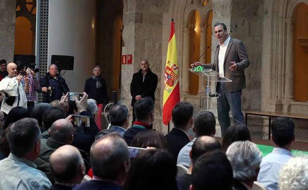 La «reconquista», las «feminazis» y la inmigración ilegal, claves del discurso de Vox en Burgos