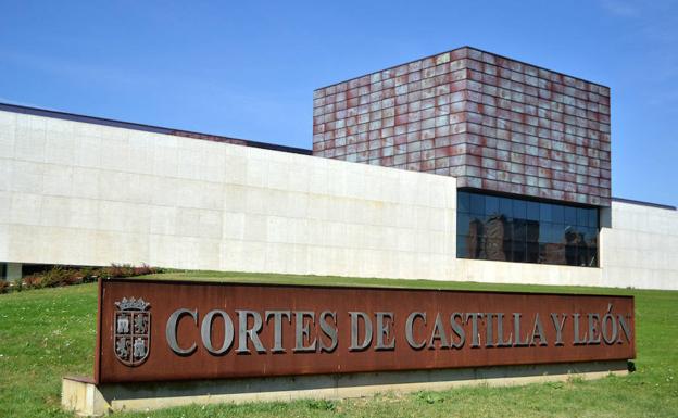 Los letrados de las Cortes rechazan la enmienda a la totalidad del PSOE sobre la carrera profesional