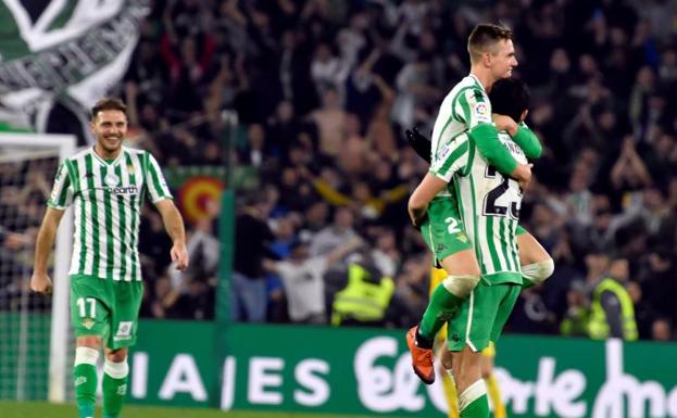 El Betis, a un paso del sueño de una final copera en casa