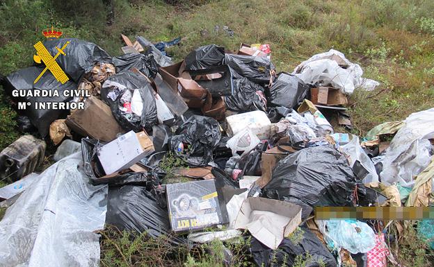 La Guardia Civil descubre un vertedero ilegal con residuos peligrosos cerca de Miranda de Ebro