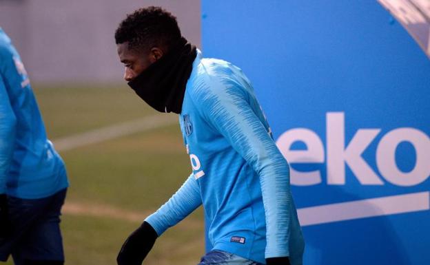 Dembélé se cae de la lista del Barça