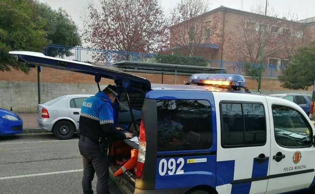 La Policía de Valladolid denuncia al 55% de los autobuses escolares inspeccionados