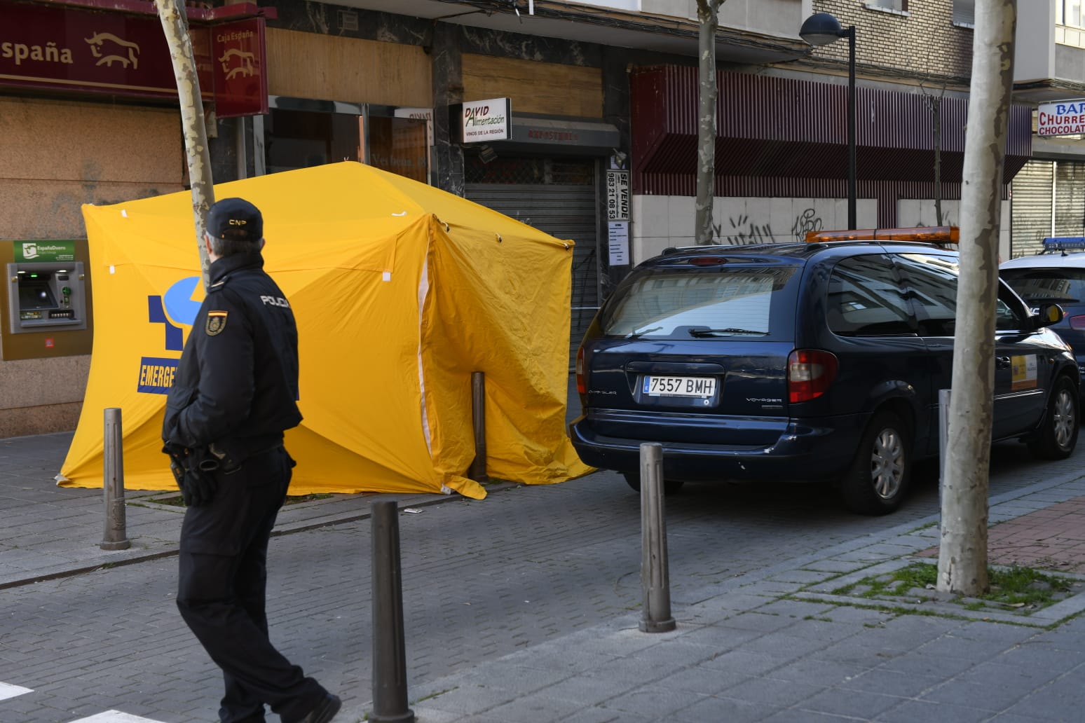 Fallece un varón en la calle Verbena de Valladolid tras precipitarse desde un séptimo piso