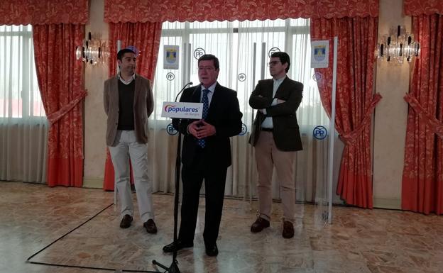 Mañueco reafirma que el PP ha hecho «muy bien las cosas» en Castilla y León durante décadas