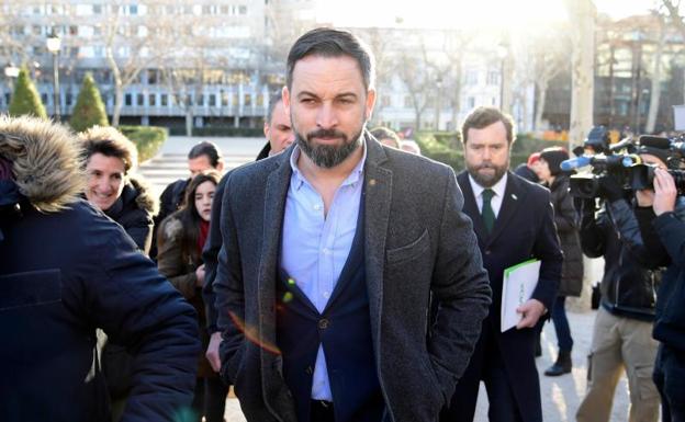 Abascal amenaza con no aprobar los Presupuestos de la Junta de Andalucía