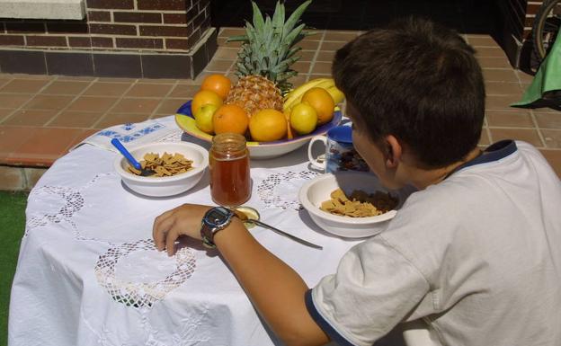 Cuatro autonomías estudian el peso del entorno social en la salud infantil