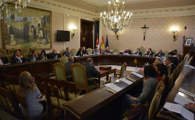 Cómo se traducen votos en diputados o qué deben hacer Vox y Podemos para entrar en la Diputación de Burgos