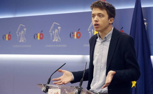 Errejón ficha a doce de los 27 diputados de Podemos en la Comunidad de Madrid