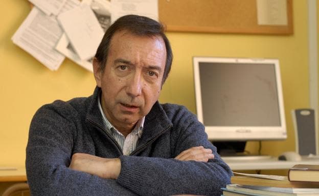 Tomás Sánchez Santiago con la novela 'Años de mayor cuantía (Eolas)' gana el XVII Premio de la Crítica de Castilla y León